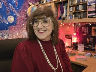 Enter my FREE CHATROOM LoveDrNikki