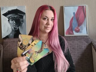 Chat with astologer MikaTarot
